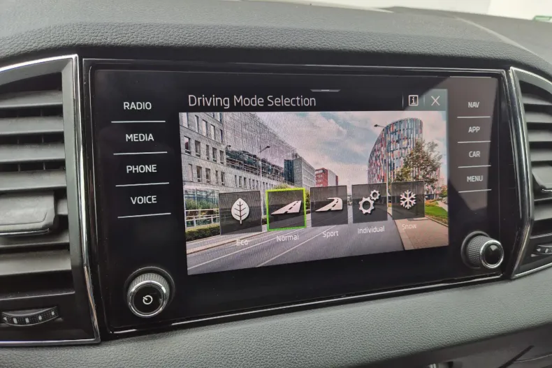 Skoda Karoq din 2021 cu 132.467 km - oferta SKO130453 - foto 23