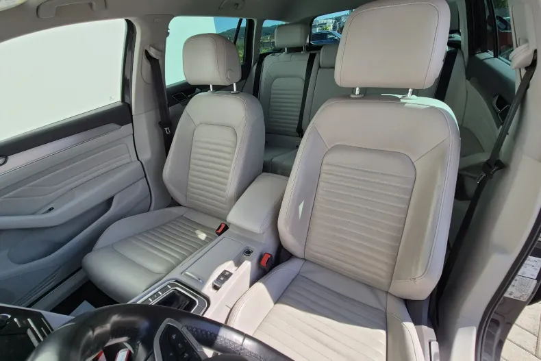 Volkswagen Passat din 2021 cu 143.367 km - oferta VOL130463 - foto 10