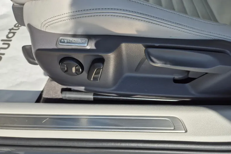 Volkswagen Passat din 2021 cu 143.367 km - oferta VOL130463 - foto 11