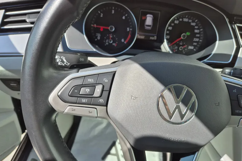 Volkswagen Passat din 2021 cu 143.367 km - oferta VOL130463 - foto 17