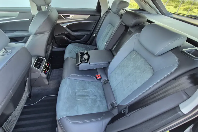 Audi A6 din 2021 cu 152.770 km - oferta AUD130466 - foto 11