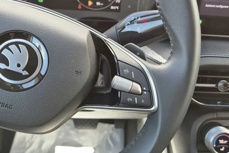 Skoda Kodiaq din 2024 cu 19.795 km - oferta SKO130474 - foto 18