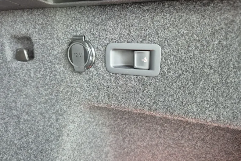 Skoda Kodiaq din 2024 cu 18.097 km - oferta SKO130479 - foto 36