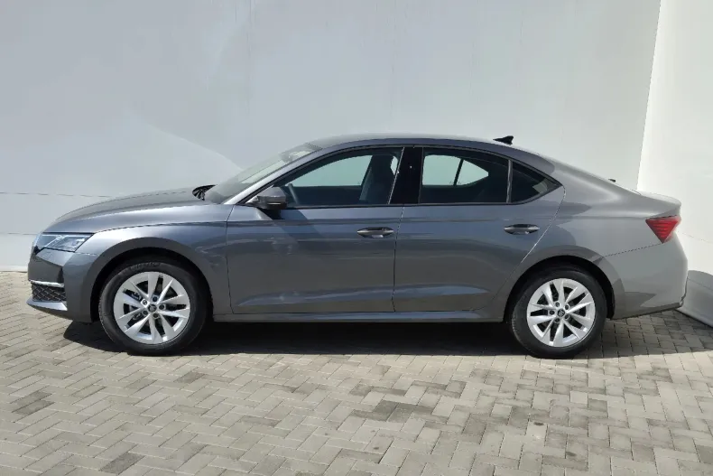 Skoda Octavia din 2025 cu 2.077 km - oferta SKO130484 - foto 2