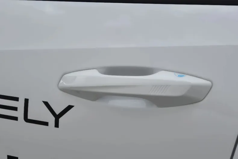 Geely Starray din 2025 cu 4.700 km - oferta GEE130486 - foto 9