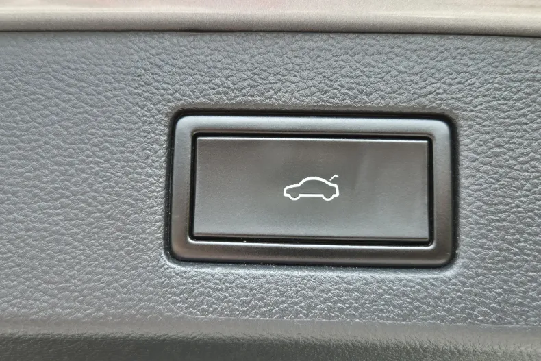 Volkswagen Arteon din 2020 cu 72.453 km - oferta VOL130487 - foto 36