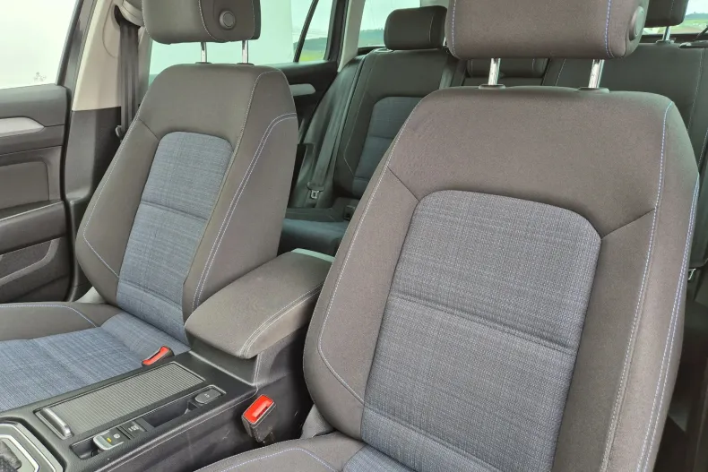 Volkswagen Passat din 2021 cu 173.332 km - oferta VOL130491 - foto 10