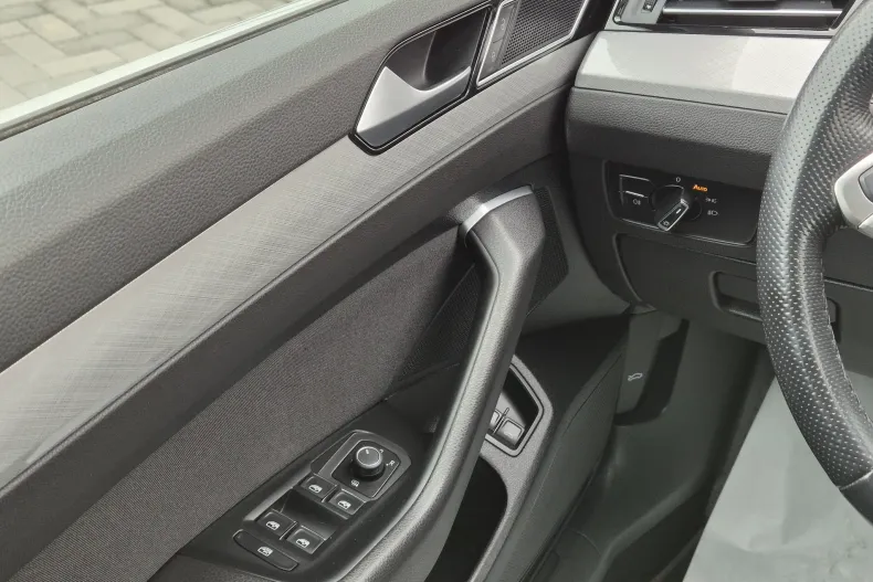 Volkswagen Passat din 2021 cu 173.332 km - oferta VOL130491 - foto 14