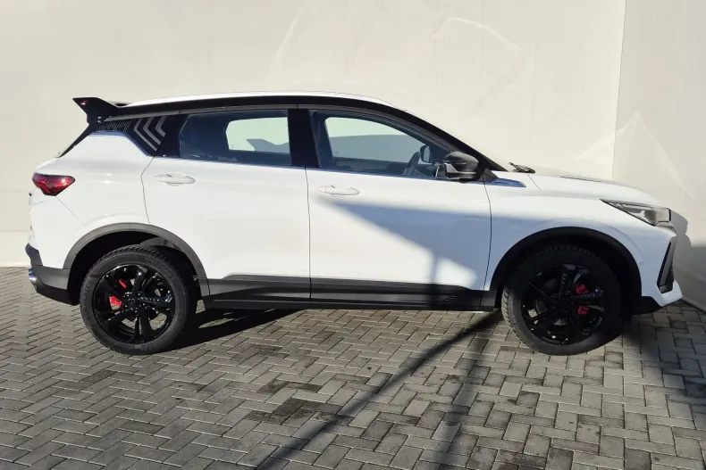 Geely Coolray din 2024 cu 8.390 km - oferta GEE130500 - foto 6