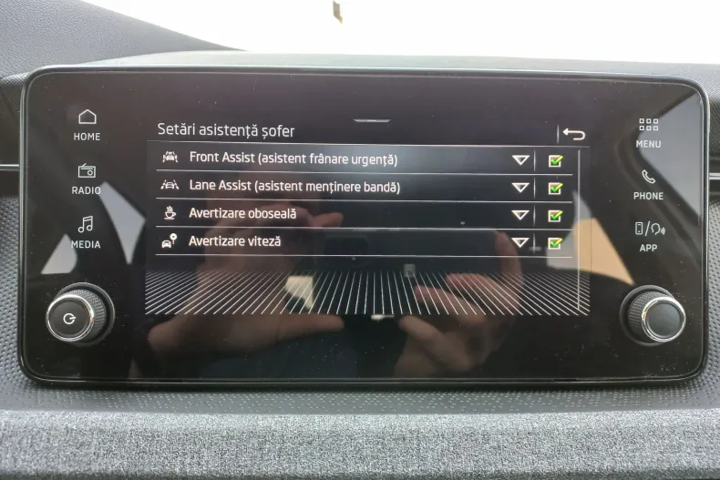 Skoda Scala din 2024 cu 19.057 km - oferta SKO130501 - foto 27