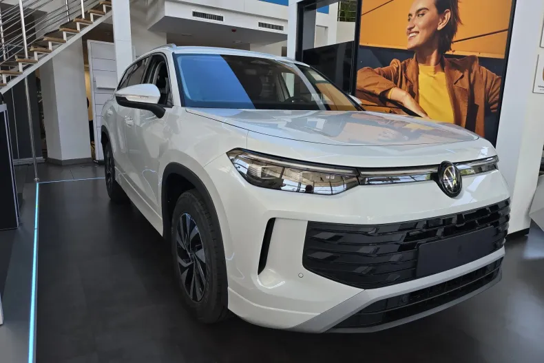 Volkswagen Tayron din 2025 cu 6 km - oferta VOL130517 - foto 3