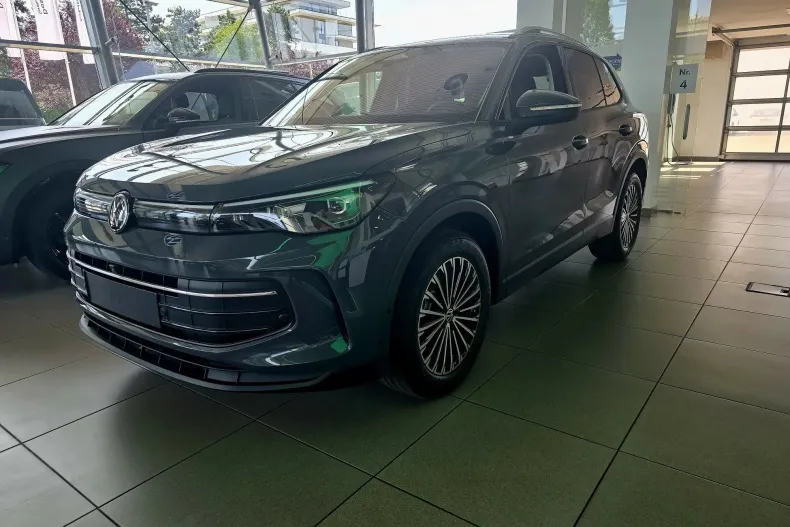 Volkswagen Tiguan din 2025 cu 4 km - oferta VOL130518 - foto 1