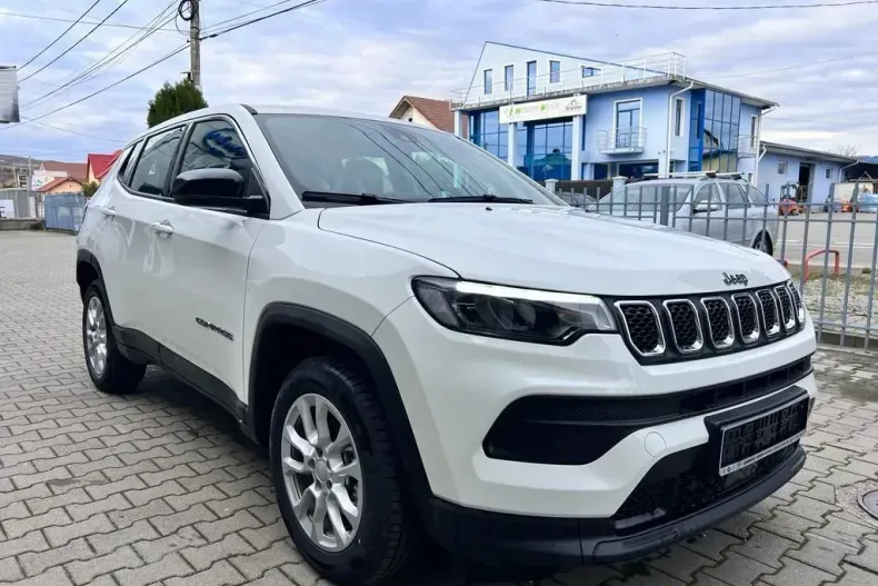 Jeep Compass din 2022 cu 50 km - oferta JEE130522 - foto 2