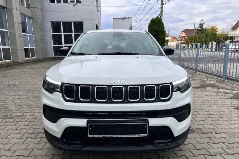 Jeep Compass din 2022 cu 50 km - oferta JEE130522 - foto 3