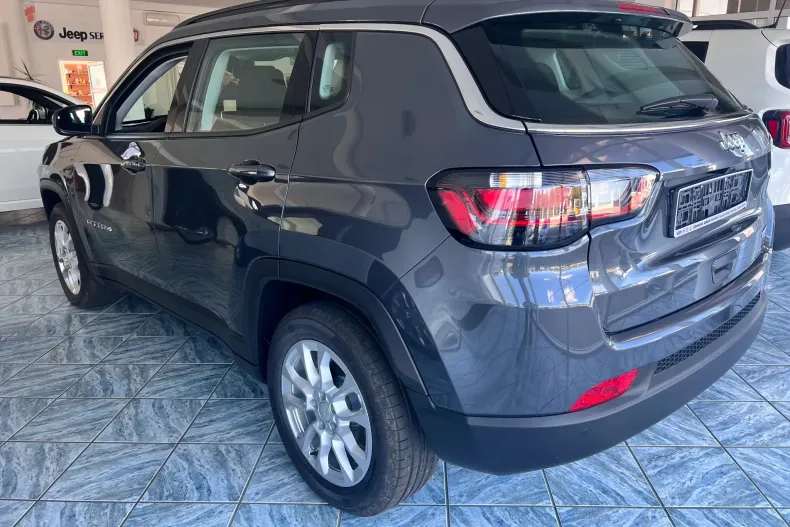 Jeep Compass din 2022 cu 50 km - oferta JEE130523 - foto 5