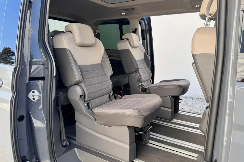 Volkswagen Multivan din 2023 cu 28.000 km - oferta VOL130525 - foto 6