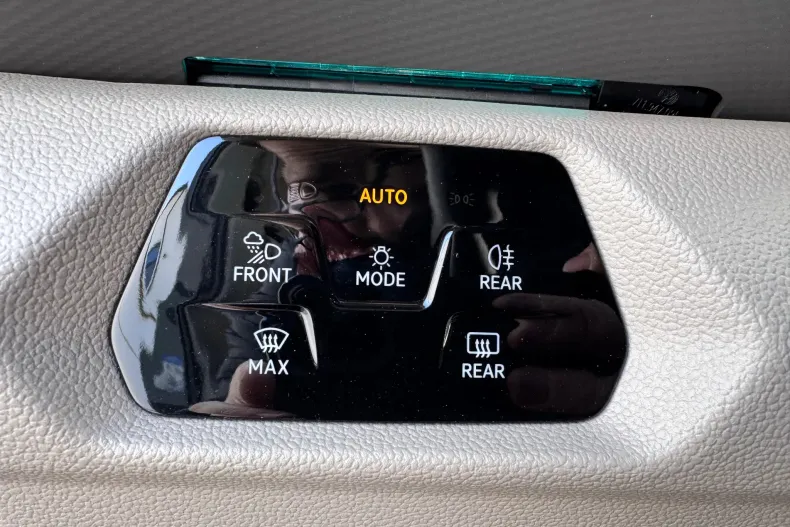 Volkswagen Multivan din 2023 cu 28.000 km - oferta VOL130525 - foto 14