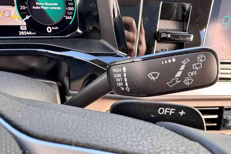 Volkswagen Multivan din 2023 cu 28.000 km - oferta VOL130525 - foto 16