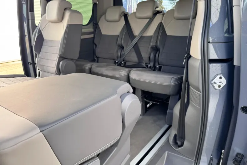 Volkswagen Multivan din 2023 cu 28.000 km - oferta VOL130525 - foto 18