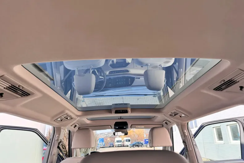 Volkswagen Multivan din 2023 cu 28.000 km - oferta VOL130525 - foto 19