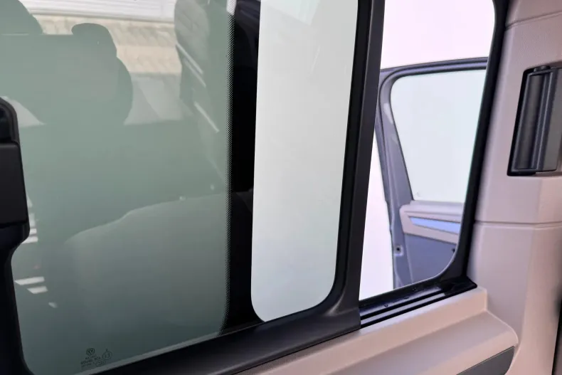 Volkswagen Multivan din 2023 cu 28.000 km - oferta VOL130525 - foto 20