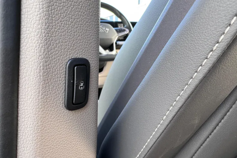 Volkswagen Multivan din 2023 cu 28.000 km - oferta VOL130525 - foto 23