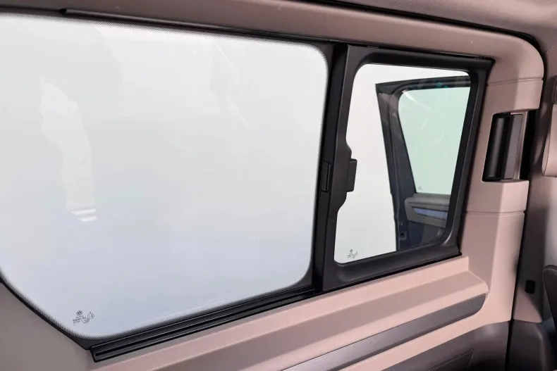 Volkswagen Multivan din 2023 cu 28.000 km - oferta VOL130525 - foto 24