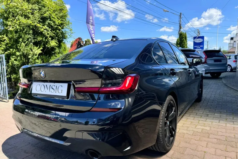 BMW Seria 3 din 2022 cu 40.300 km - oferta BMW130526 - foto 3