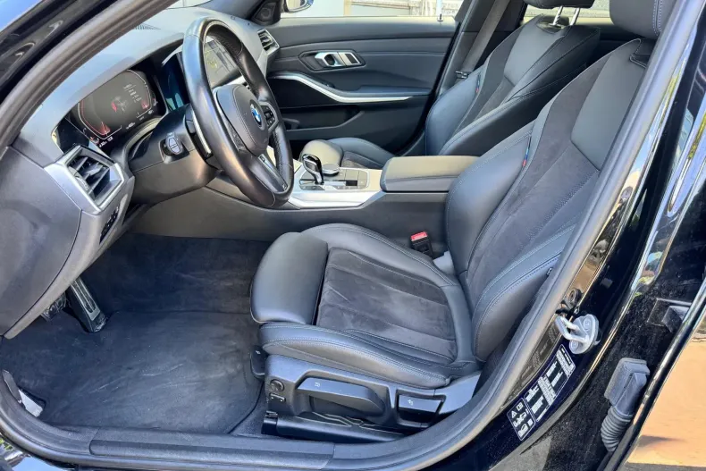 BMW Seria 3 din 2022 cu 40.300 km - oferta BMW130526 - foto 20