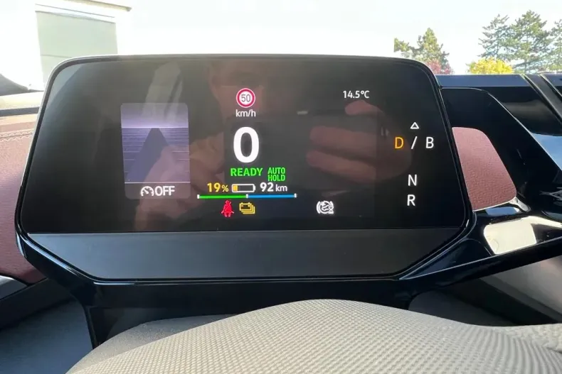 Volkswagen ID.4 din 2022 cu 1.500 km - oferta VOL130530 - foto 2