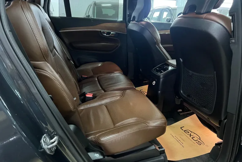 Volvo XC90 din 2019 cu 99.900 km - oferta VOL130537 - foto 17