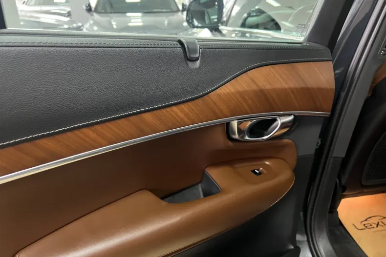 Volvo XC90 din 2019 cu 99.900 km - oferta VOL130537 - foto 23