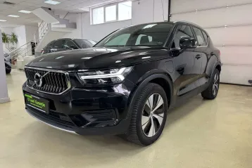 Volvo XC40 din 2022 - oferta VOL130554