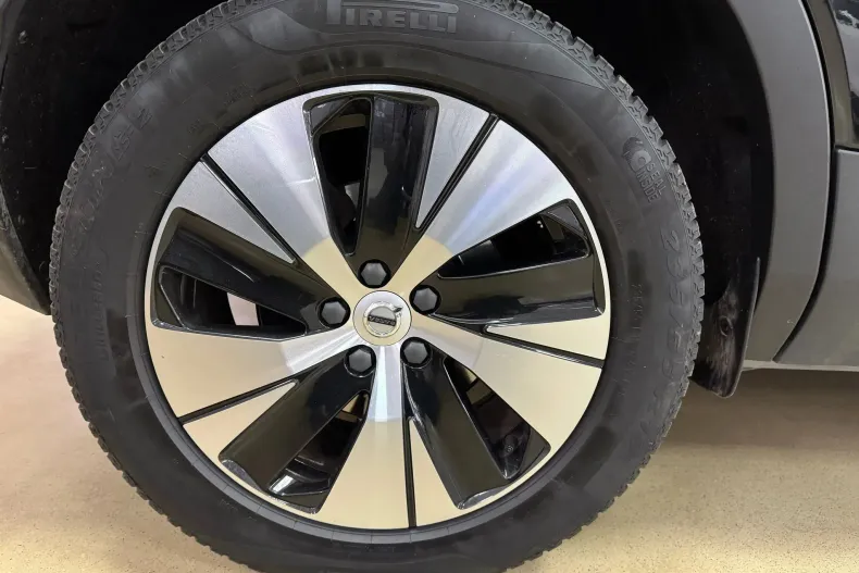 Volvo XC40 din 2022 cu 144.260 km - oferta VOL130554 - foto 6