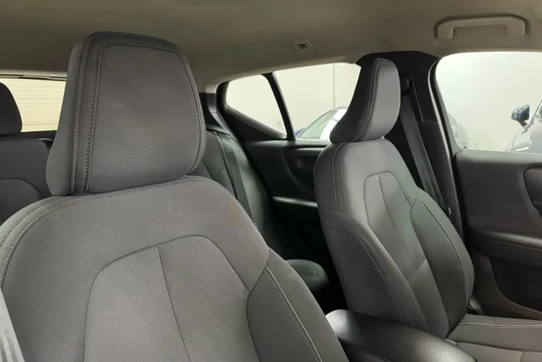 Volvo XC40 din 2022 cu 144.260 km - oferta VOL130554 - foto 17