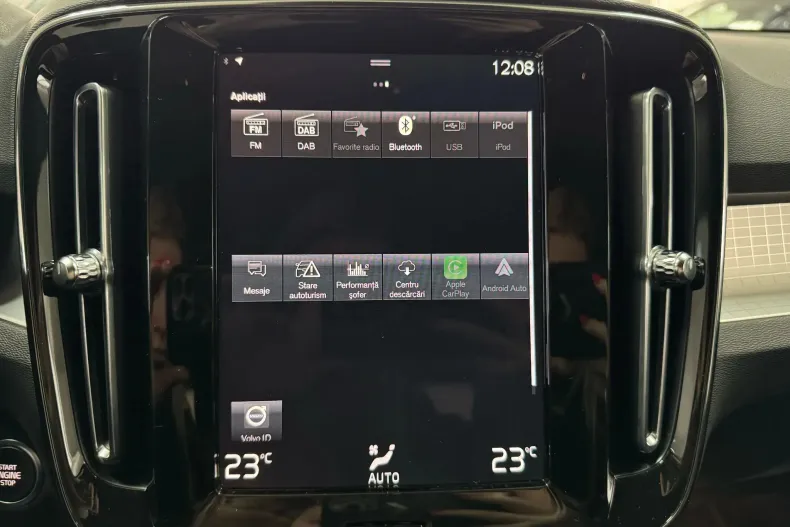 Volvo XC40 din 2022 cu 144.260 km - oferta VOL130554 - foto 27