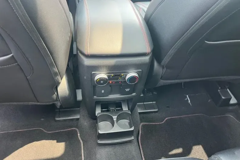 Ford Explorer din 2023 cu 21.098 km - oferta FOR130565 - foto 17