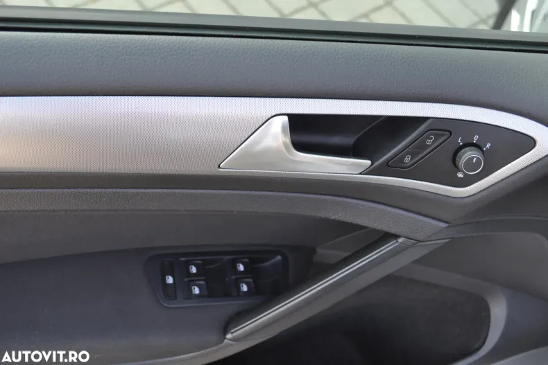 Volkswagen Golf din 2020 cu 173.952 km - oferta VOL130579 - foto 12