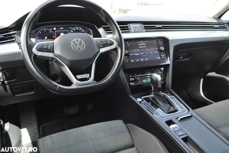 Volkswagen Passat din 2021 cu 160.788 km - oferta VOL130580 - foto 5