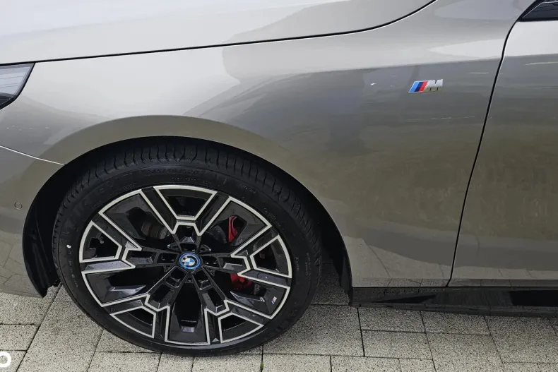 BMW i5 din 2024 cu 7.000 km - oferta BMW130617 - foto 6