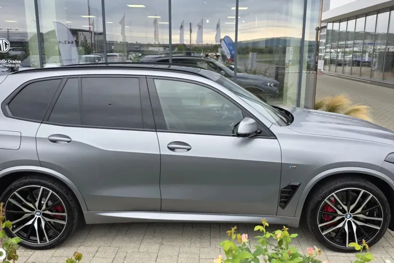 BMW X5 din 2025 cu 10 km - oferta BMW130622 - foto 2