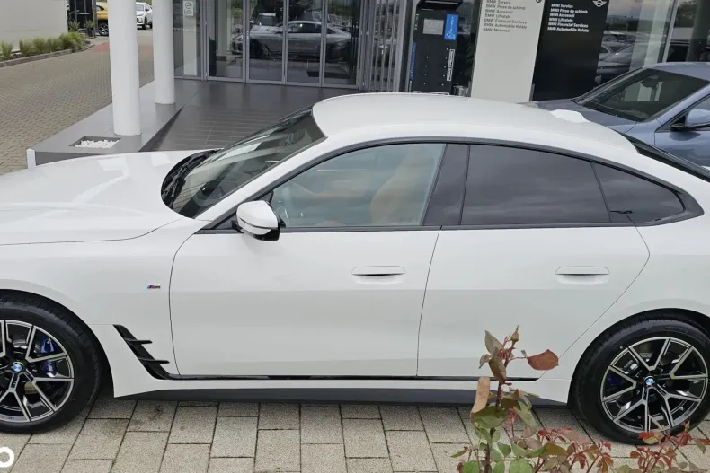 BMW i4 din 2025 cu 9 km - oferta BMW130638 - foto 2