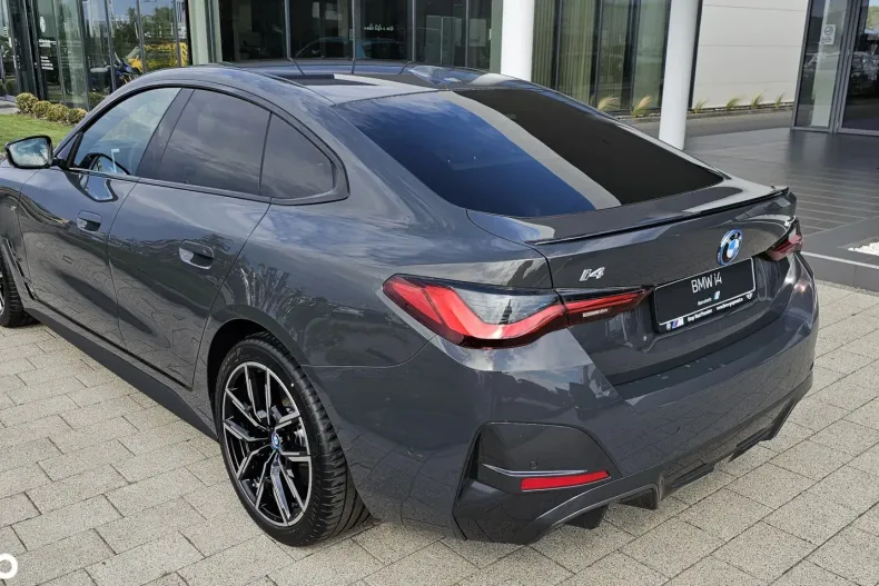 BMW i4 din 2024 cu 10 km - oferta BMW130642 - foto 4