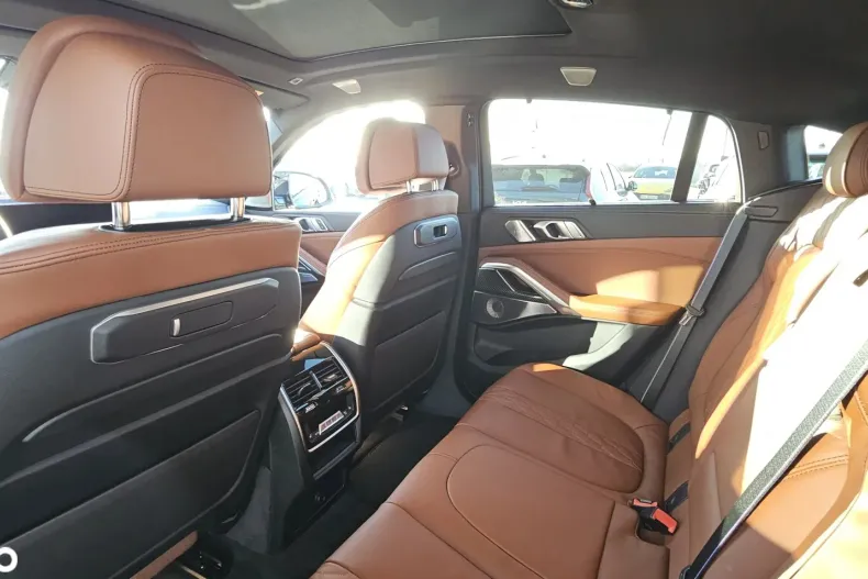 BMW X6 M din 2024 cu 13 km - oferta BMW130643 - foto 6