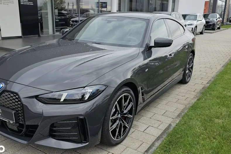 BMW i4 din 2024 cu 10 km - oferta BMW130645 - foto 1