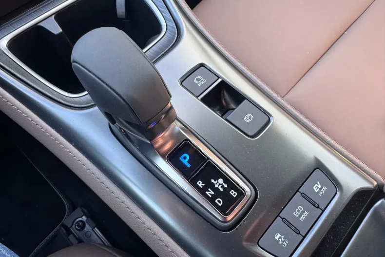 Lexus LBX din 2024 cu 900 km - oferta LEX130649 - foto 16