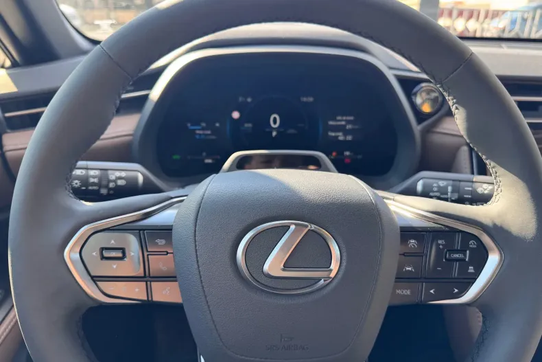 Lexus LBX din 2024 cu 900 km - oferta LEX130649 - foto 18