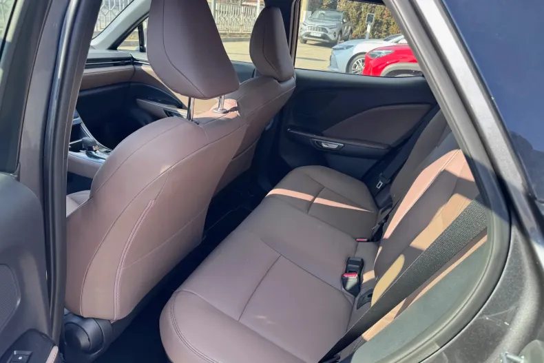 Lexus LBX din 2024 cu 900 km - oferta LEX130649 - foto 23