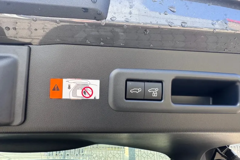 Lexus LBX din 2024 cu 900 km - oferta LEX130649 - foto 26