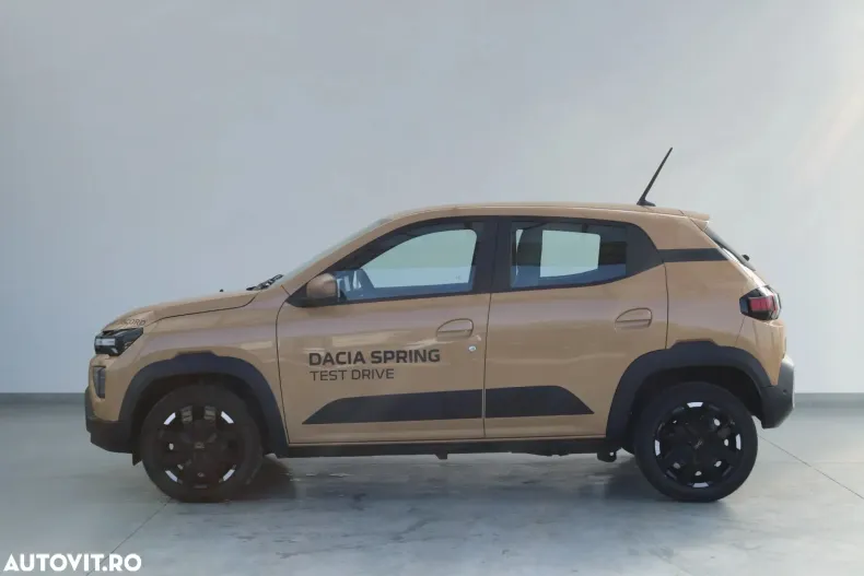 Dacia Spring din 2024 cu 7.948 km - oferta DAC130653 - foto 3